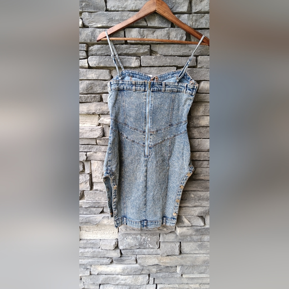 Denim Button-Up DRESS - Picture 5 of 5